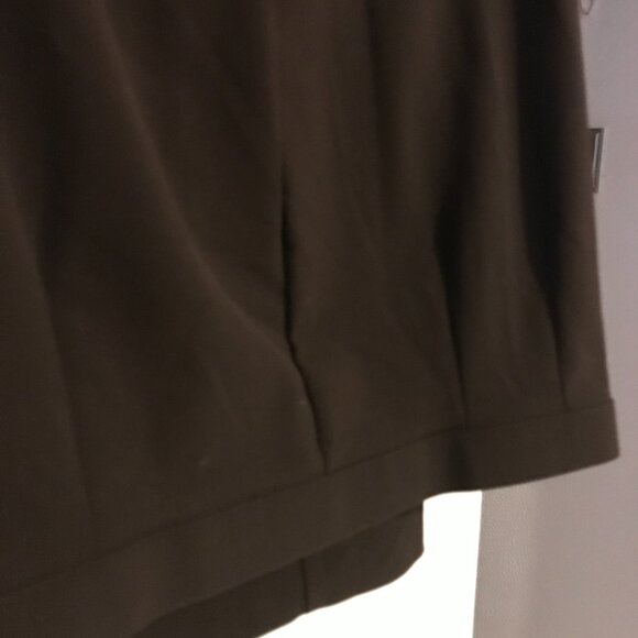 Ninety Woman dress pants in chocolate brown, size 20, zipper/button front. - Picture 4 of 10